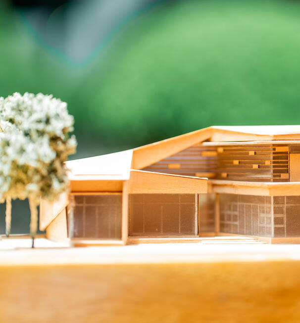 Linegraph by ZUBU Associates Design Services