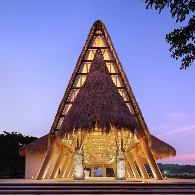 Miguel Romero Polo Pavillion by Sangay Architects